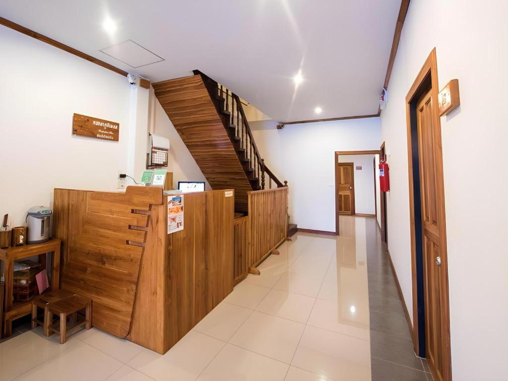 Thongphaphum Place Extérieur photo