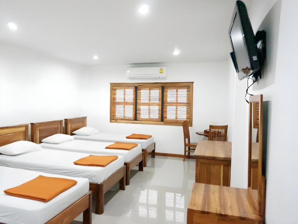 Thongphaphum Place Extérieur photo