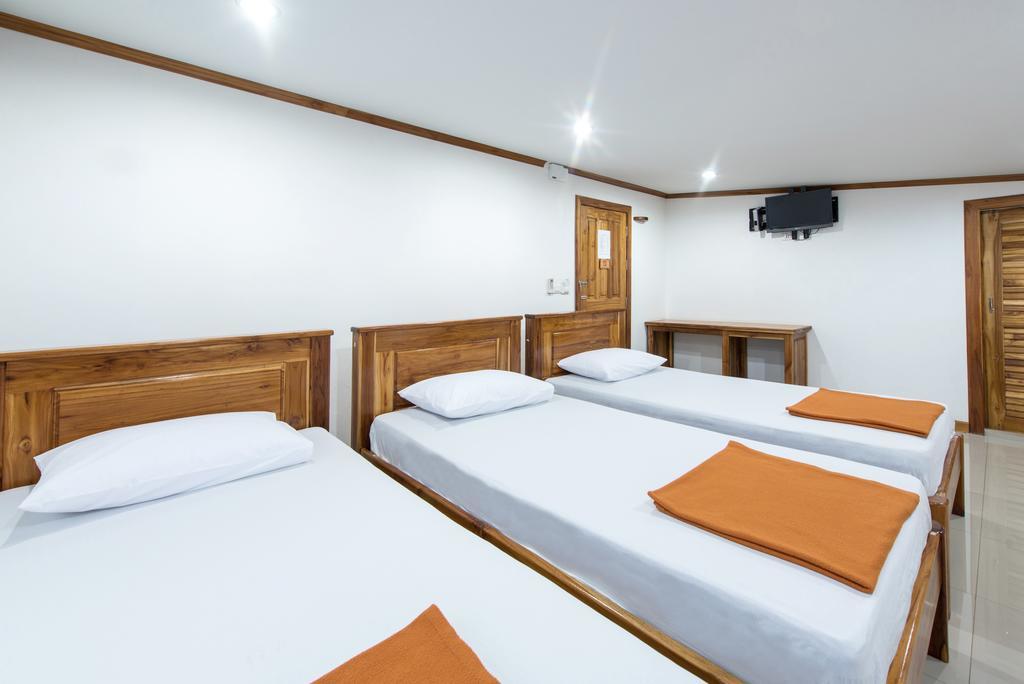 Thongphaphum Place Extérieur photo